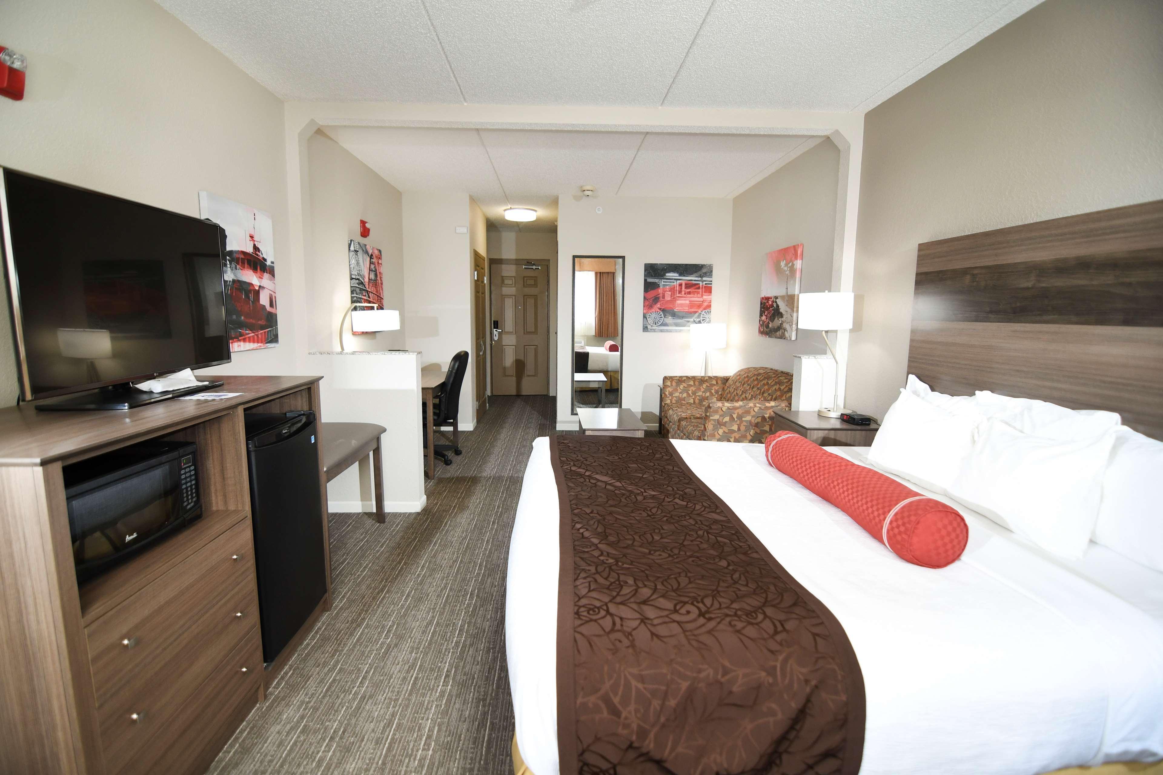 Best Western Plus Sandusky Hotel & Suites Exteriör bild