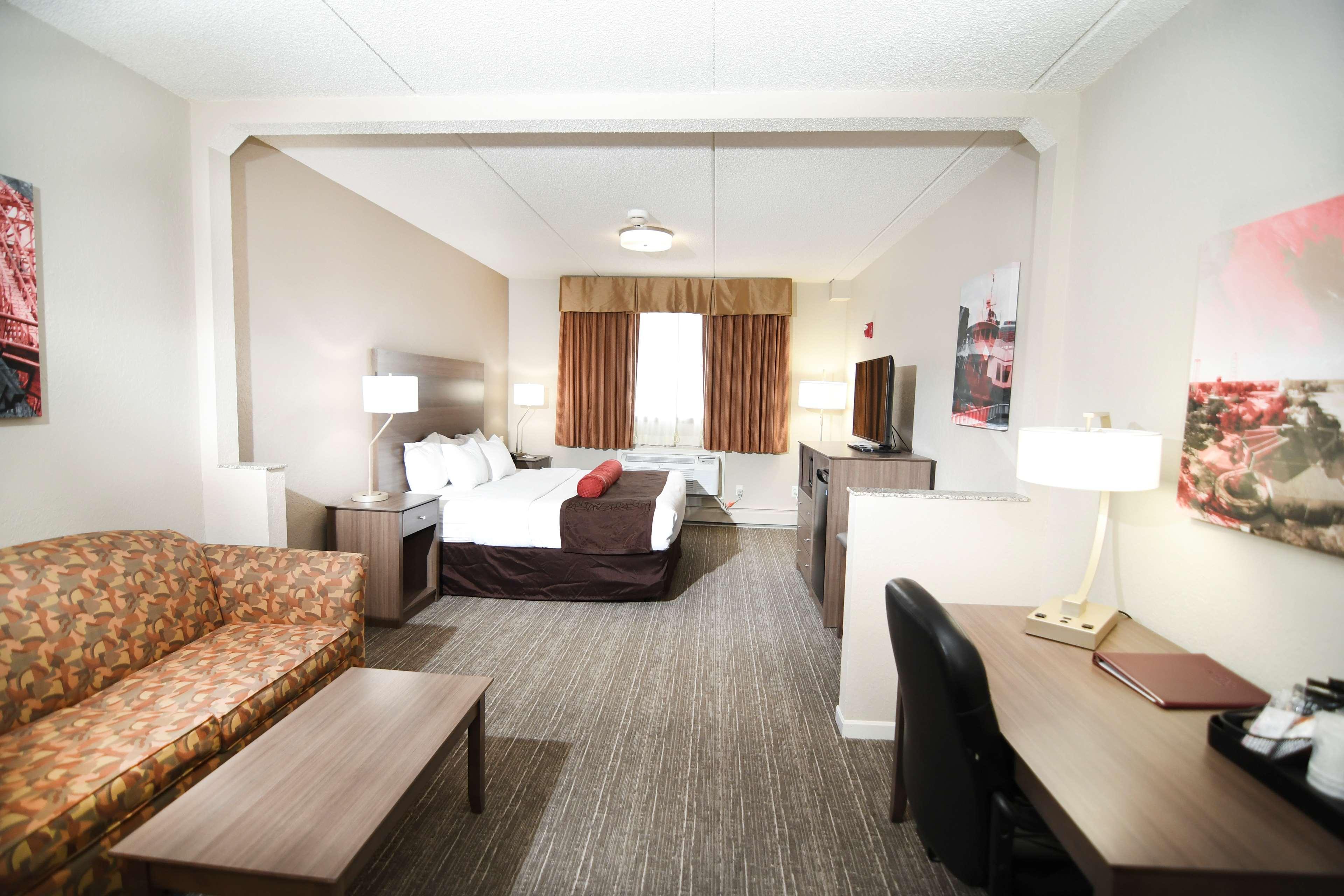 Best Western Plus Sandusky Hotel & Suites Exteriör bild