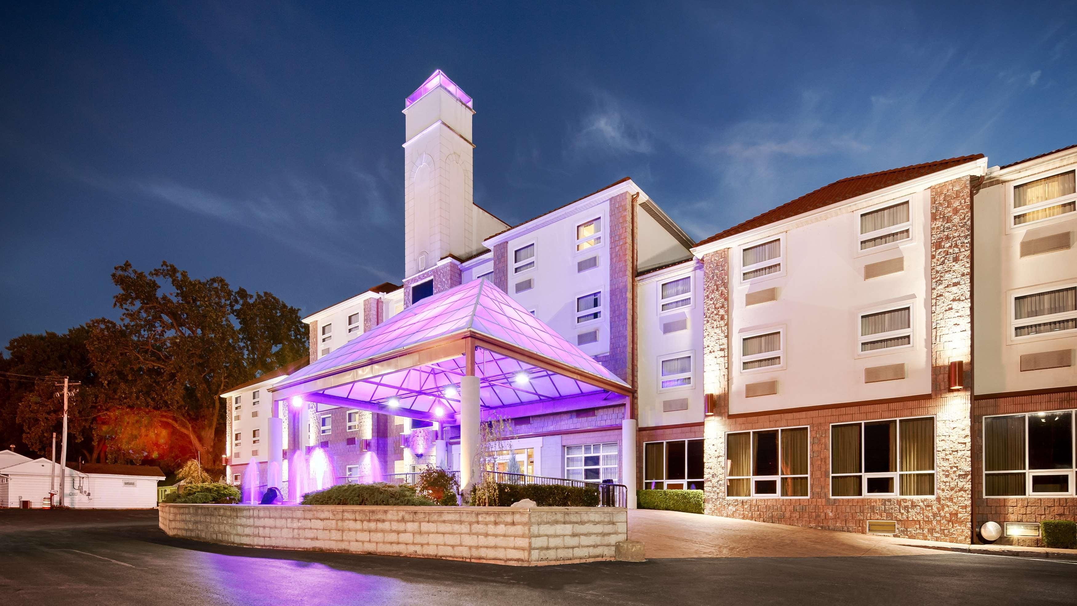 Best Western Plus Sandusky Hotel & Suites Exteriör bild