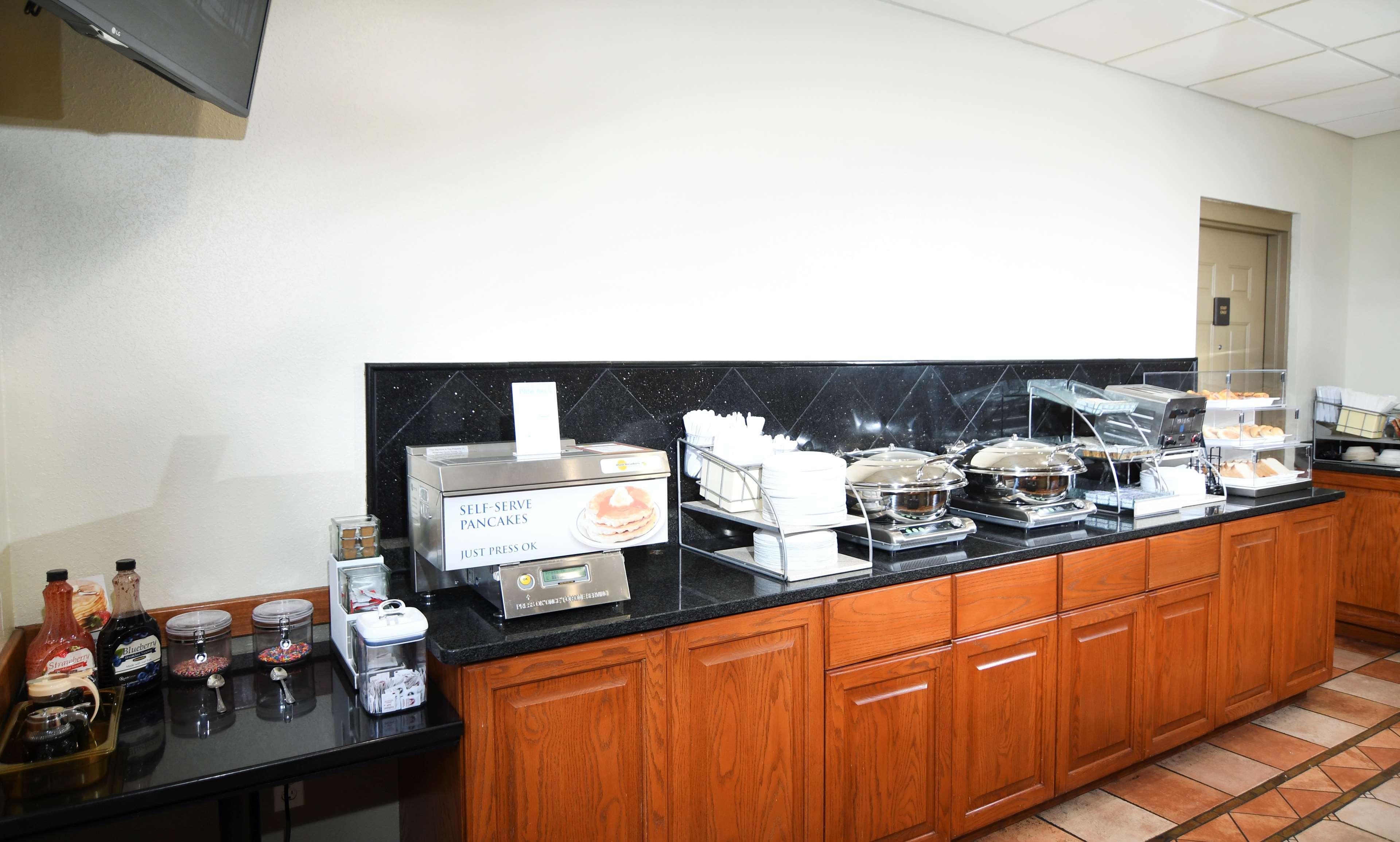 Best Western Plus Sandusky Hotel & Suites Exteriör bild