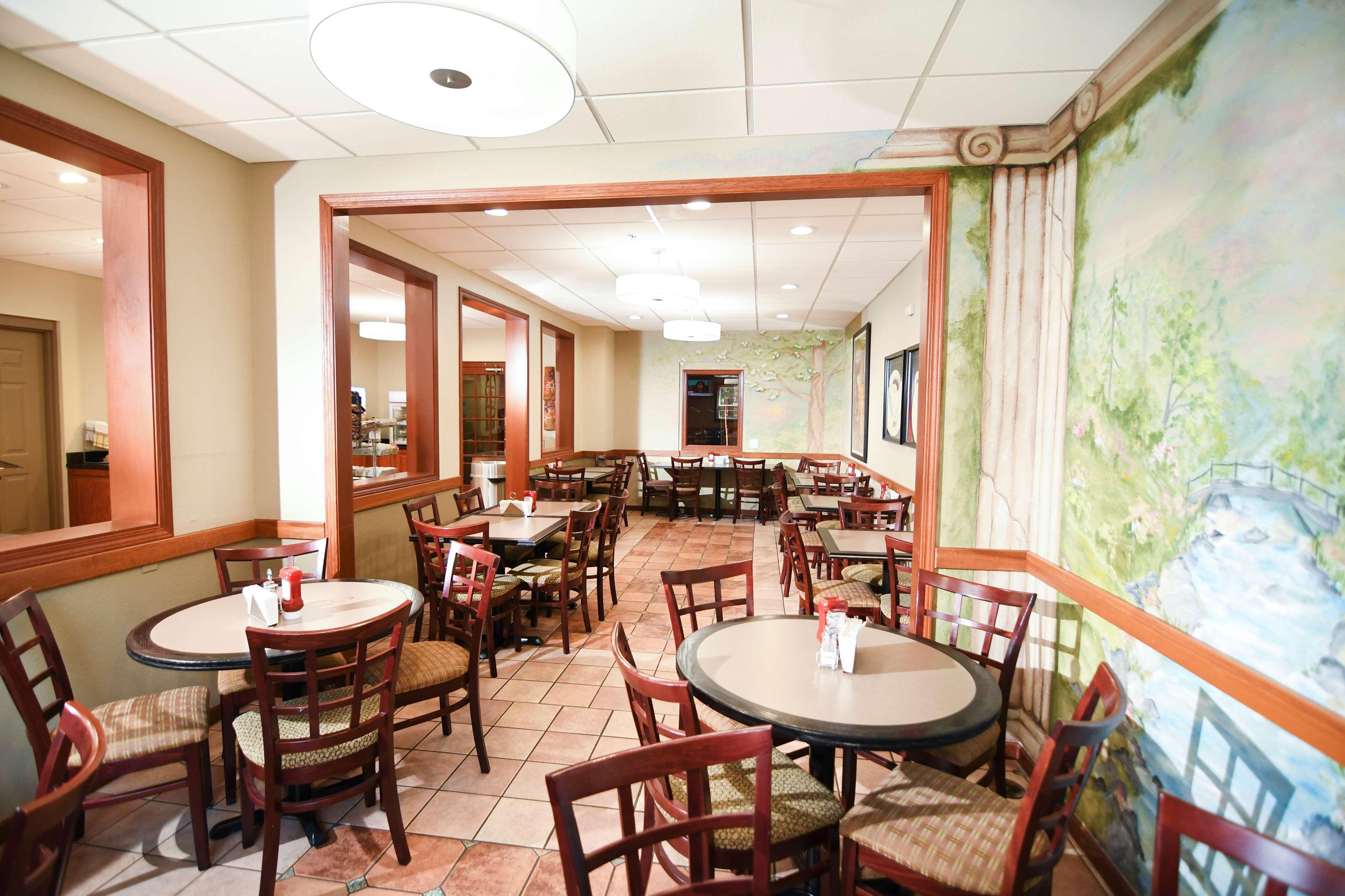 Best Western Plus Sandusky Hotel & Suites Exteriör bild