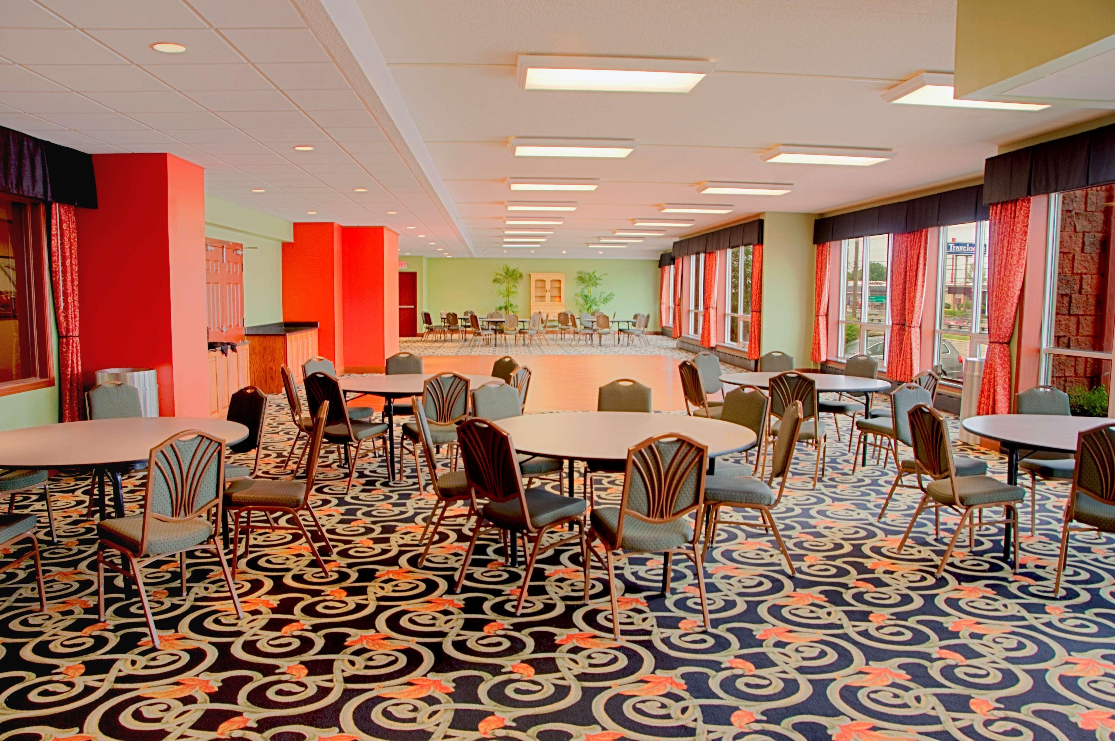 Best Western Plus Sandusky Hotel & Suites Exteriör bild